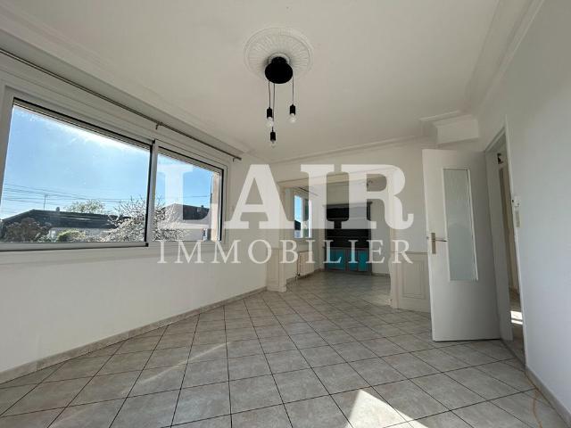 Maison Alencon 4 pièce s 86.68 m2 REF 15467
