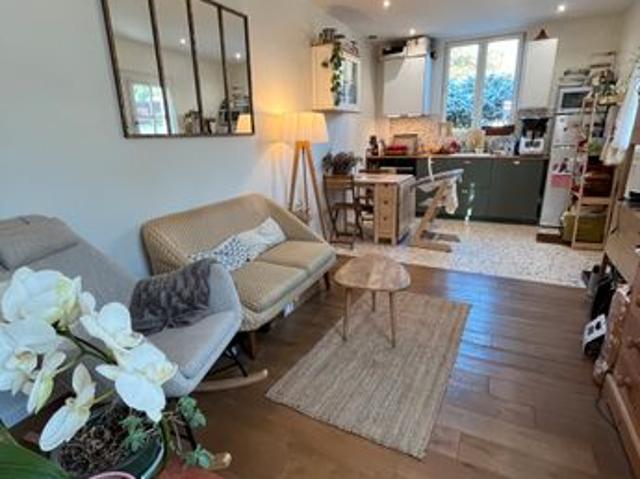 Maison alliant charme, confort et potentiel d'agrandissement, le tout dans un quartier résidentiel prisé