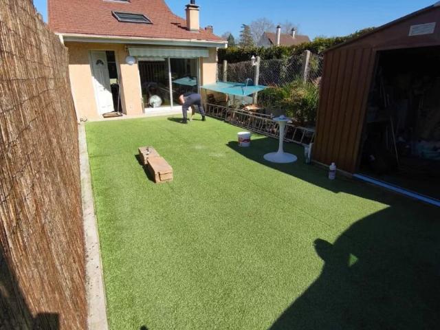 Maison appartement triplex 80 M² 3 chambres jardinet MEZIERES S