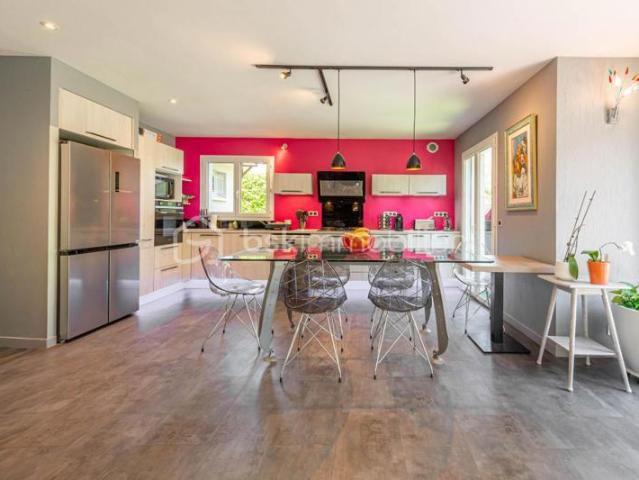 MAISON ARCHITECTE 169 M2 SEYNOD PROCHE ANNECY