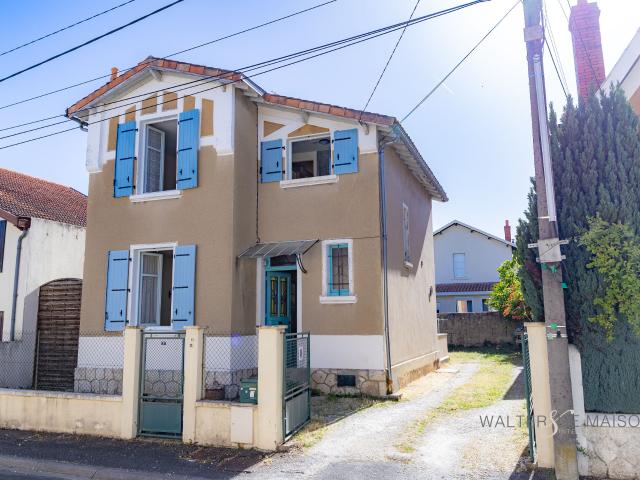 Maison atypique années 30 Angoulême Gare