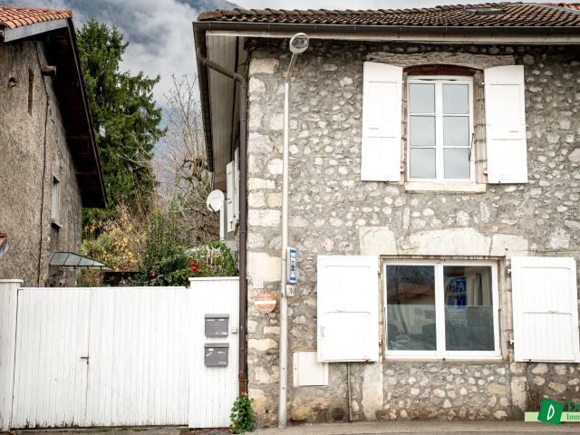 Maison atypique au coeur du village