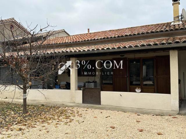 Maison atypique avec cour, proche Anduze