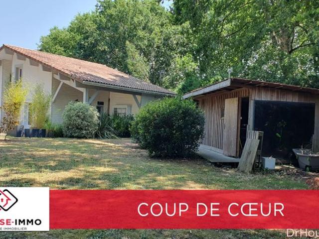 Maison atypique avec dépendance et vaste terrain