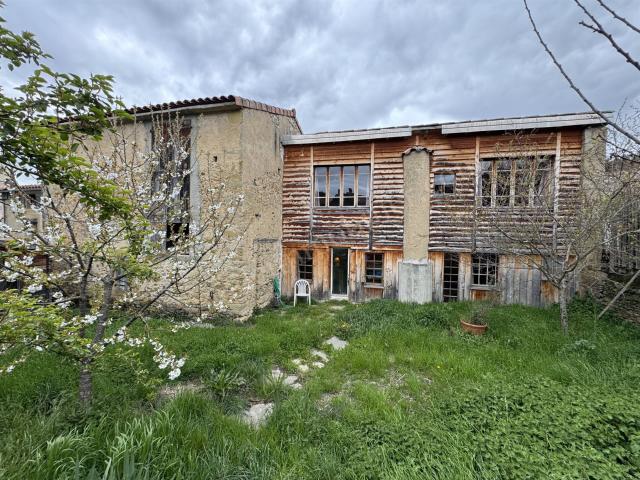 Maison atypique avec grange et jardin attenants 74m² Mirepoix