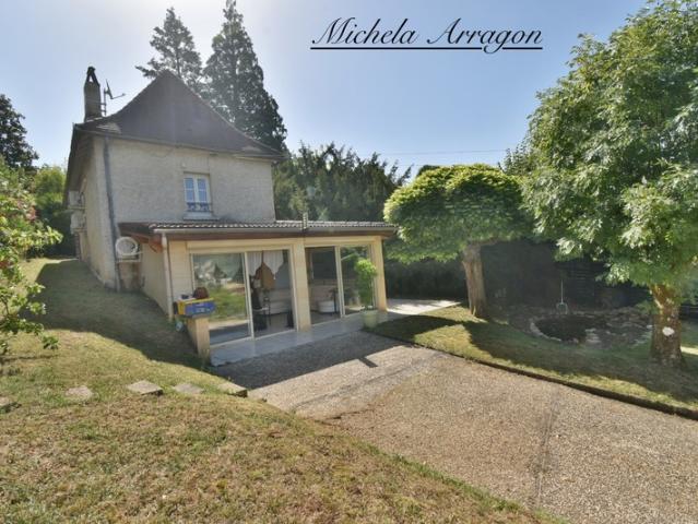 Maison atypique avec jardin au cœur de Sarlat la Canéda 24