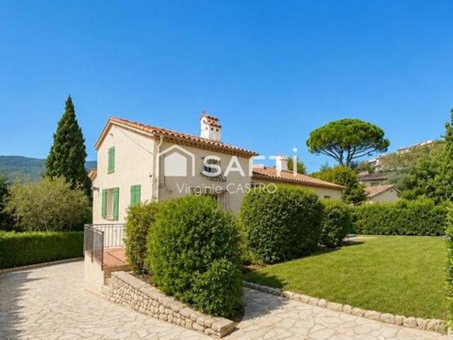 MAISON AUTHENTIQUE 4 PIECES avec GRAND GARAGE /POTENTIEL & VUE DEGAGEE
