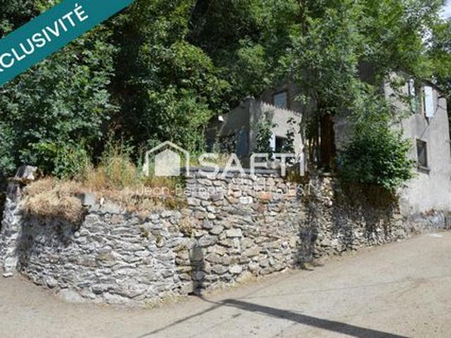 Maison authentique, avec terrain/jardin de 300m2 situé juste en face