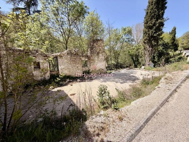 Maison au cœur des oliviers avec vue sur le Ventoux et terrain constructible