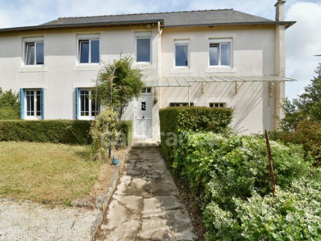 Maison au cœur du bourg
