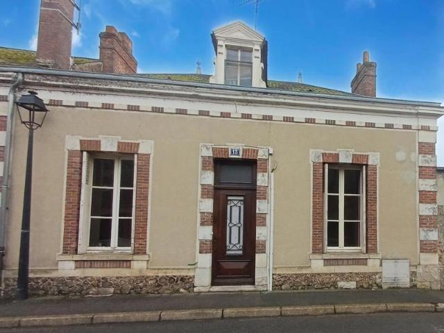 Maison de bourg, 3 ch avec jardin plus potentiel