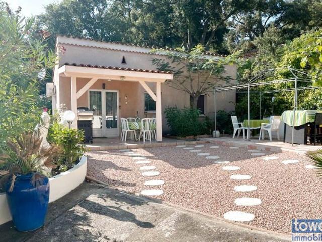 Maison au coeur de la nature dans domaine sécurisé