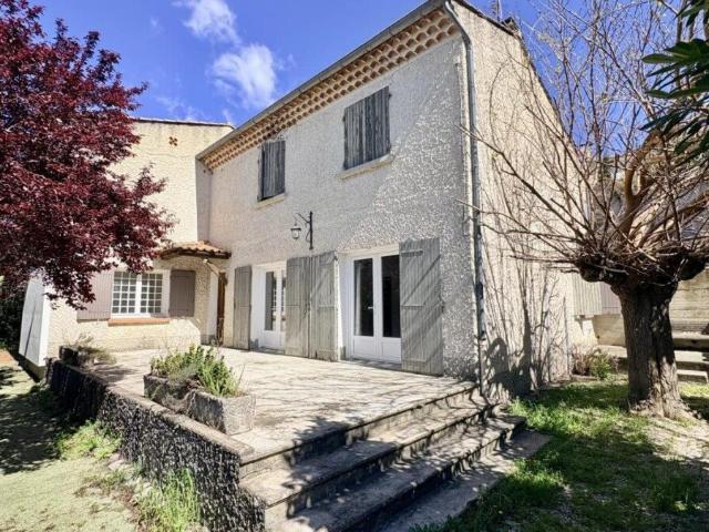 Maison au coeur du village de Caromb 140m² Caromb