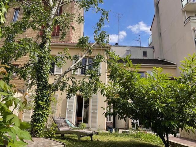 Maison au calme absolu, proche de la Mairie de Clamart, Rue Chef