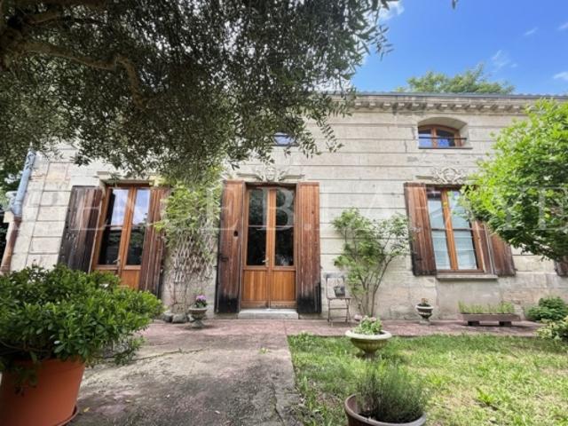 MAISON AU CALME AVEC JARDIN