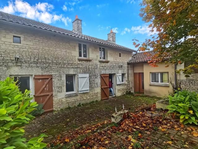 Maison au calme avec jardin arboré 4 chambres