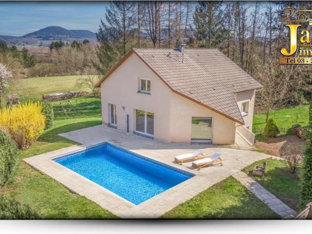 MAISON AU CALME AVEC PISCINE