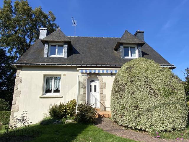 Maison au calme proche commodités vie de plain pied
