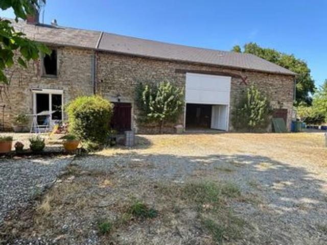 Maison au calme proche de toutes commodités et de la sortie d'autoroute