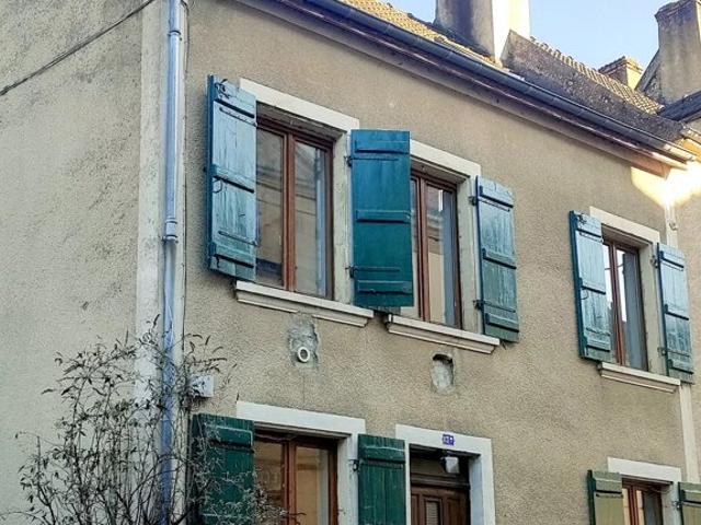 Maison au centre de Charolles