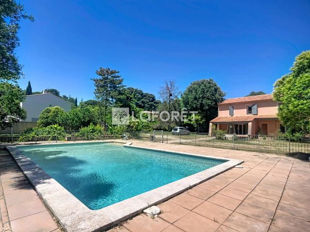 Maison Aubagne 6 pièce s 174.33 m2 174m² Aubagne
