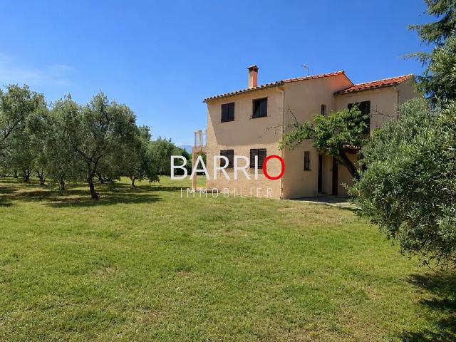 Maison avec 2000 m2 de terrain clos et arborer 155m² Montesquieu des Albères