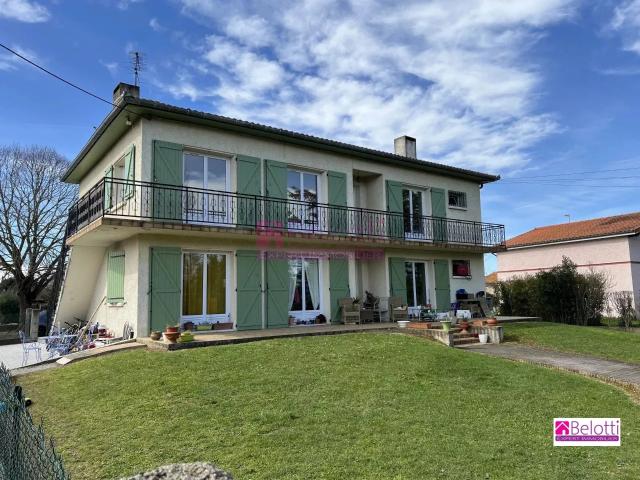 MAISON AVEC 2 APPARTEMENTS