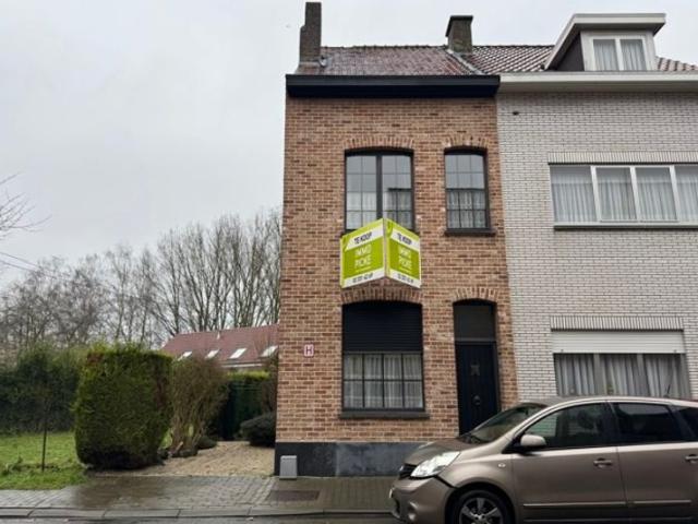 Maison avec 2 chambres, jardin et parking