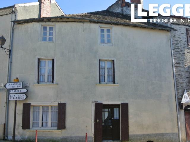 Maison avec 2 chambres. Située dans le village de Mialet Périgord Vert