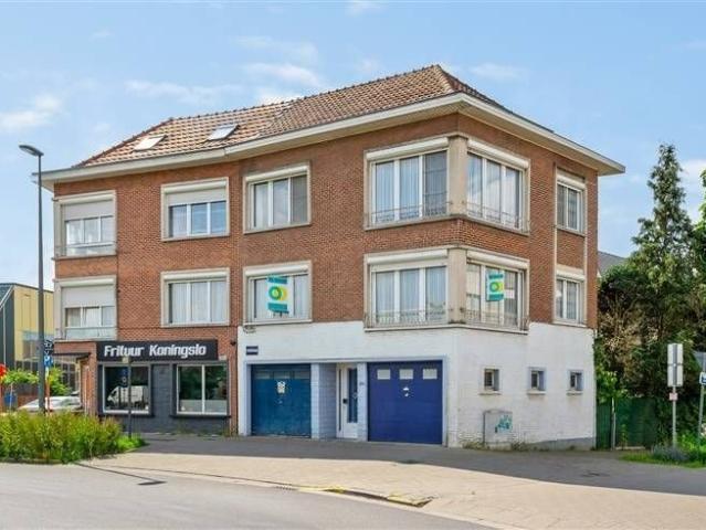 Maison avec 2 garages
