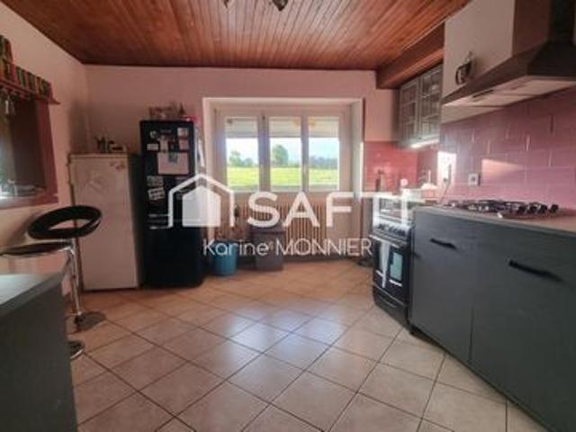 Maison avec 2 logements loués