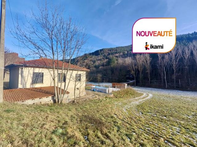 Maison avec 3 chambres avec sous sol complet