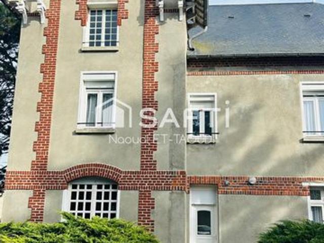 Maison avec dépendances