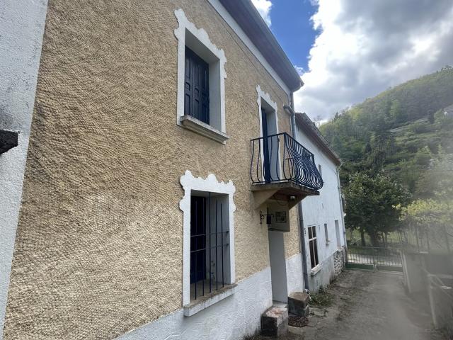 Maison avec terrain de 764 m2 90m² Serralongue