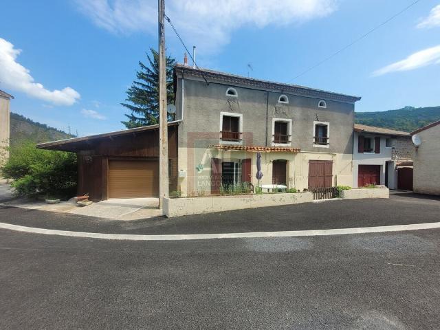 Maison avec terrain