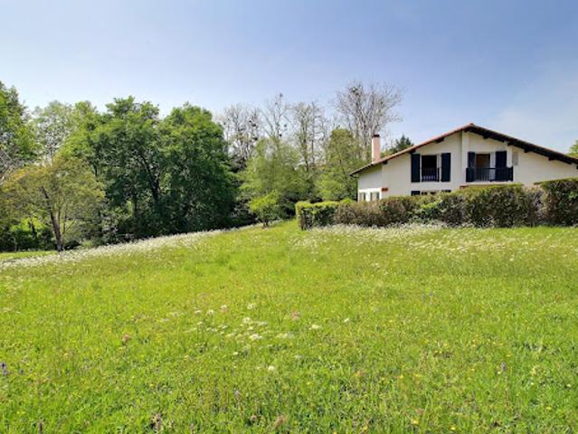 Maison avec terrasse