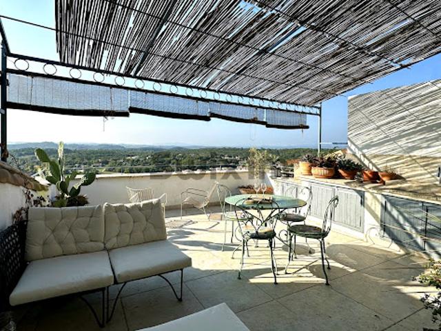 Maison avec terrasse