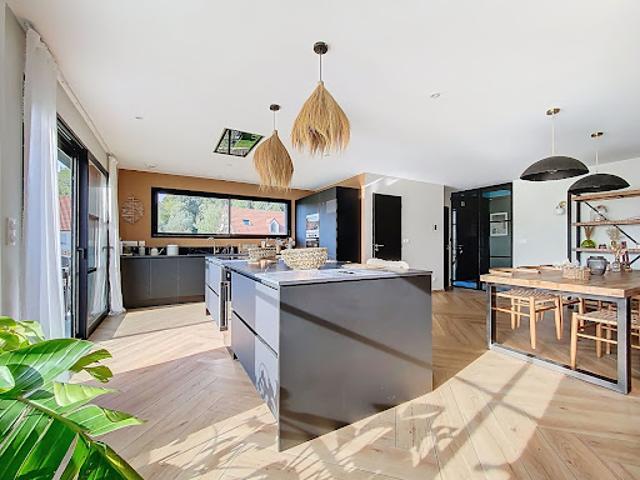 Maison avec terrasse