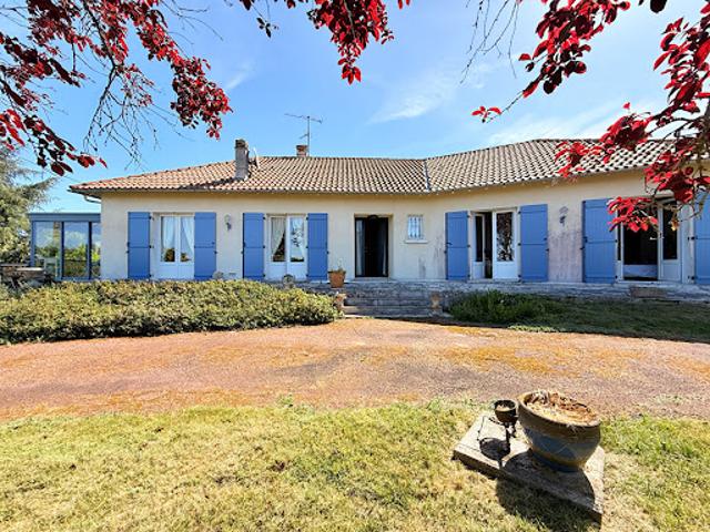 Maison avec terrasse