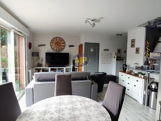 Maison avec terrasse