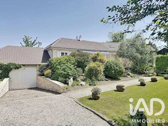 Maison avec terrasse