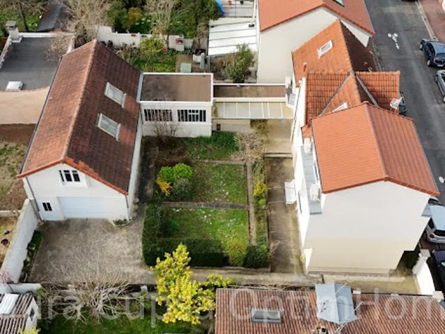 Maison avec terrasse