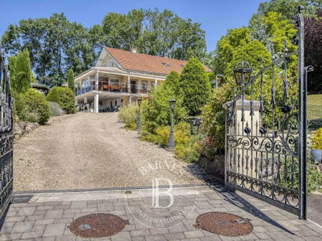 Maison avec terrasse