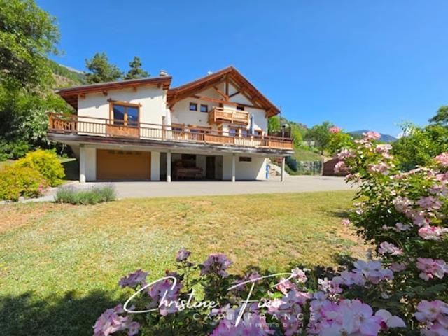 Maison avec terrasse