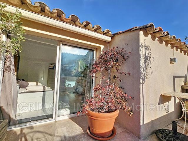 Maison avec terrasse