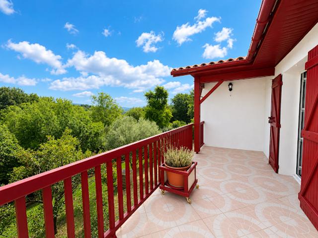 Maison avec terrasse