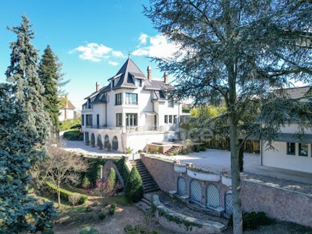 Maison avec terrasse