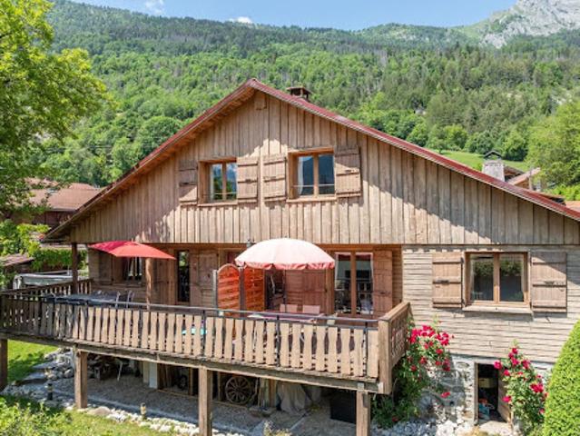 Maison avec terrasse