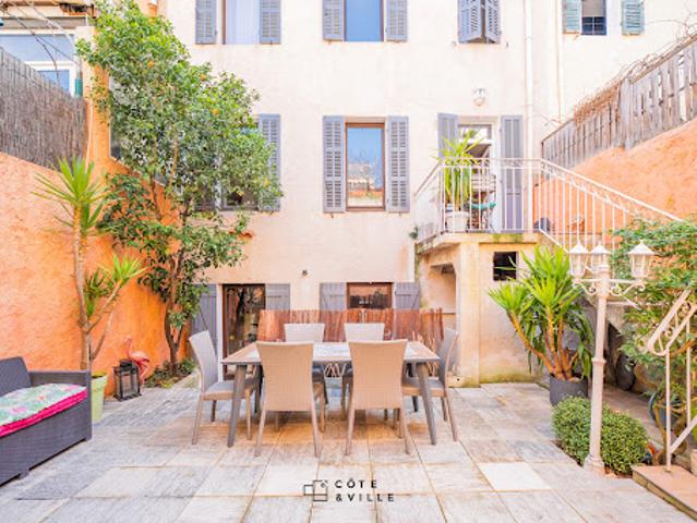 Maison avec terrasse