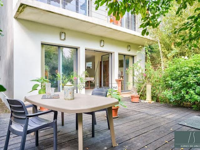 Maison avec terrasse